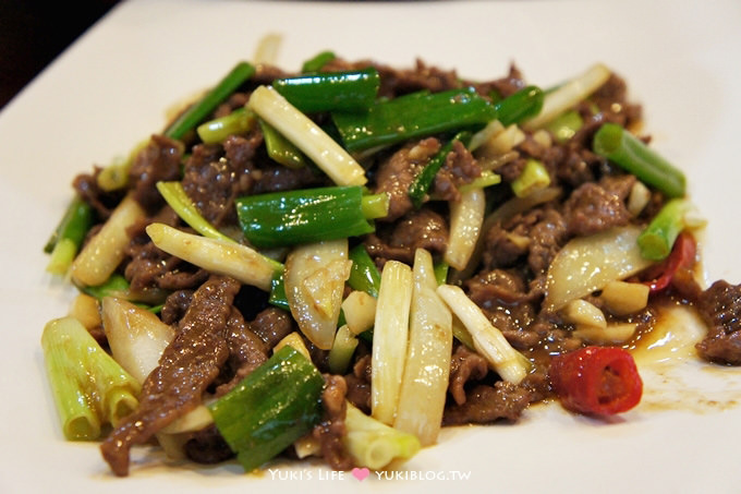 桃園美食┃蘆竹‧台灣磚窯雞 ~ 香噴噴烤雞加上古早味雞油拌飯.便宜好吃.聚餐合菜都划算! - yuki.tw