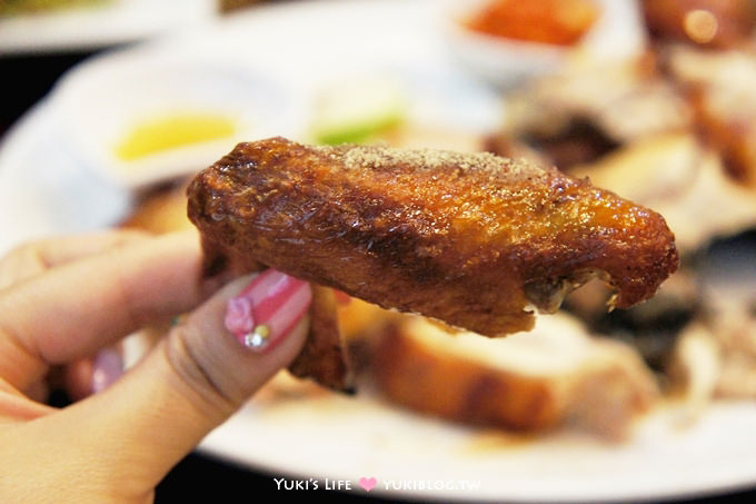 桃園美食┃蘆竹‧台灣磚窯雞 ~ 香噴噴烤雞加上古早味雞油拌飯.便宜好吃.聚餐合菜都划算! - yuki.tw