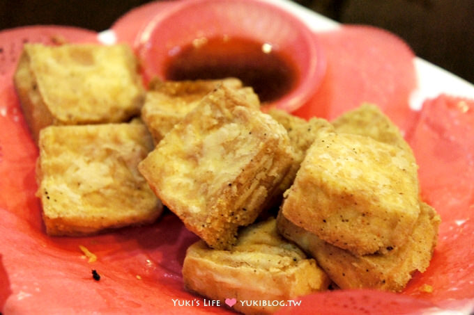 桃園美食┃蘆竹‧台灣磚窯雞 ~ 香噴噴烤雞加上古早味雞油拌飯.便宜好吃.聚餐合菜都划算! - yuki.tw