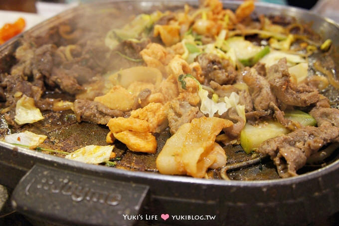 台北美食┃火樹銀花韓式涮烤(烤肉+火鍋吃到飽)‧肉和湯汁在鍋裡滾動好誘人❤ - yuki.tw