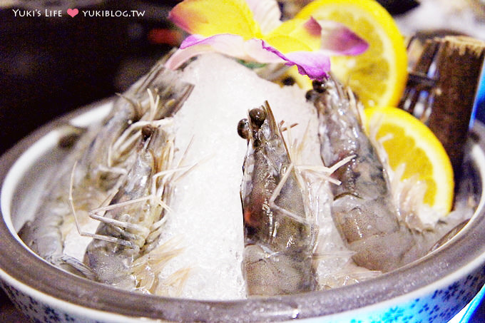 台北美食┃嚴選鍋品‧四川重慶紅油麻辣燙+鱘龍魚骨高湯鴛鴦鍋  (試食嚐鮮) - yuki.tw