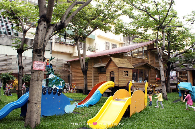 台中親子景點【老樹根木工坊】恐龍溜滑梯木頭樂園×放大版木作玩具❤好喜歡彈珠小驚喜 - yuki.tw