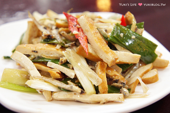 台北美食┃頂好紫琳蒸餃‧頂好名城店B1.晚來要排隊喲~  (近忠孝復興捷運站&忠孝敦化站) - yuki.tw