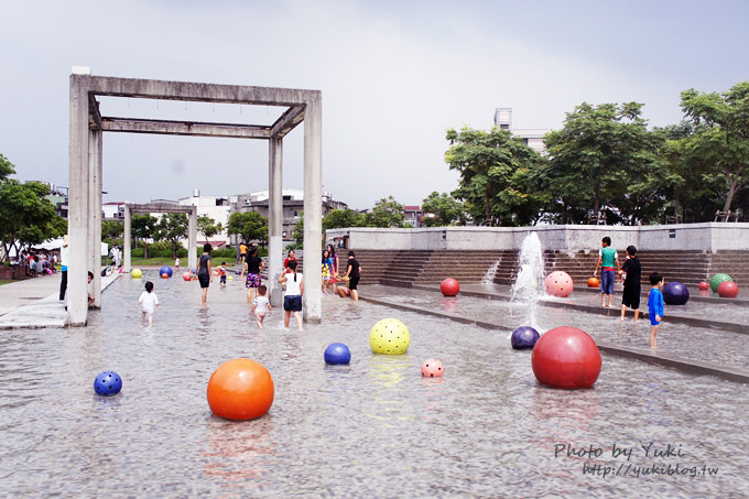 台北旅遊┃鶯歌陶瓷博物館‧夏季清涼限定‧又來去玩水囉～～ 免費的喲！ - yuki.tw