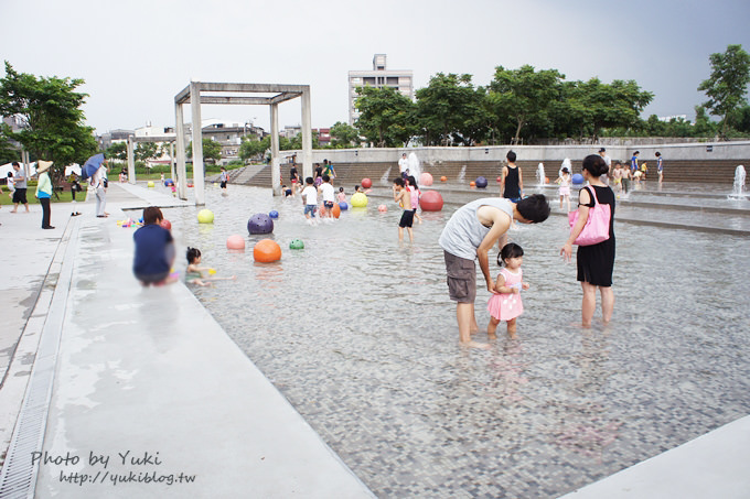 台北旅遊┃鶯歌陶瓷博物館‧夏季清涼限定‧又來去玩水囉～～ 免費的喲！ - yuki.tw