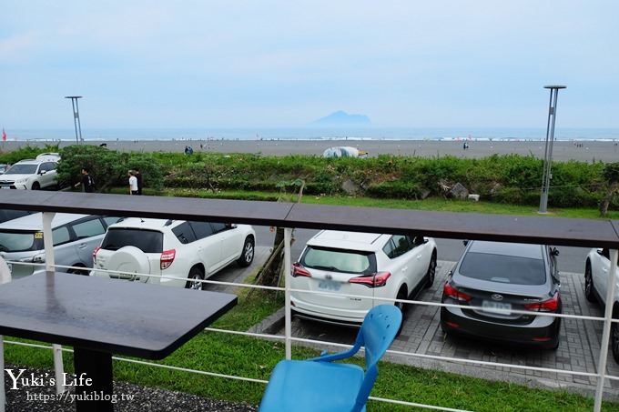 宜蘭景點【頭城9號咖啡外澳館】踏浪玩沙親子景點×龜山島無敵海景下午茶 - yuki.tw