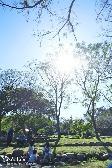 桃園景點【三坑自然生態公園】免費玩水大草坪×野餐親子景點！ - yuki.tw