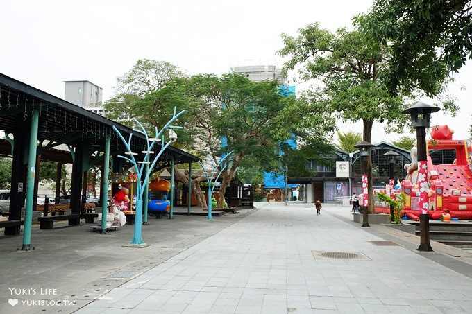 (已閉館)新竹親子景點【竹東動漫園區魔法森林】巨大蘑菇屋拍照散步景點×氣墊溜滑梯 - yuki.tw