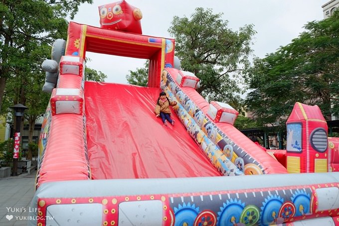 (已閉館)新竹親子景點【竹東動漫園區魔法森林】巨大蘑菇屋拍照散步景點×氣墊溜滑梯 - yuki.tw