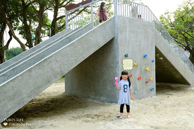 台北免費親子景點【二二八公園兒童遊戲場】120坪大沙坑×磨石子溜滑梯(台大醫院站/無料假日好去處) - yuki.tw