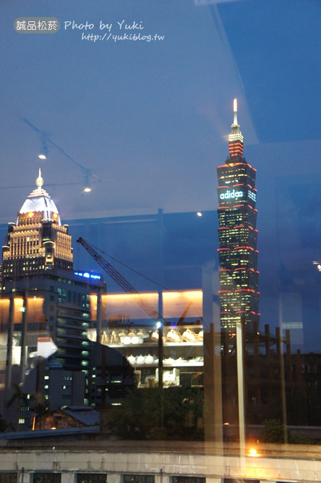 台北新景點┃〈松山文創園區‧誠品松菸〉春水堂喝茶看101夜景超棒❤ (富士X-M1試拍) - yuki.tw