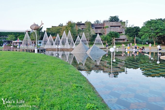 【2018宜蘭奇幻耶誕村】浪漫童趣造景帶你逛透透！月亮盪鞦韆×小精靈×禮物聖誕樹×旋轉木馬兒童歡樂廣場~ - yuki.tw