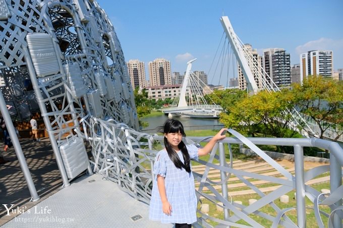 桃園捷運景點【青塘園生態公園】藝術景觀大草皮野餐好去處！(體育園區站) - yuki.tw