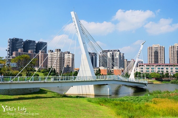 桃園捷運景點【青塘園生態公園】藝術景觀大草皮野餐好去處！(體育園區站) - yuki.tw