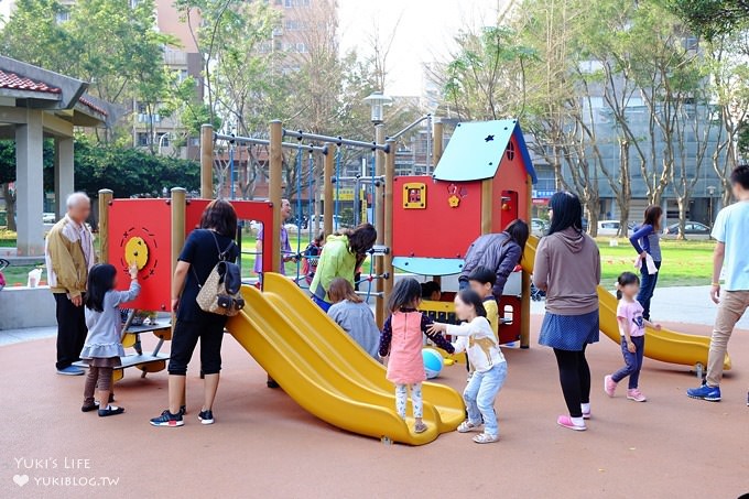 巨城週邊免費親子景點【新竹中央公園】特色兒童主題沙坑溜滑梯×網狀盪鞦韆 - yuki.tw