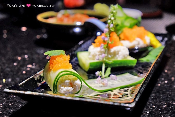 台北【鼎膾一品涮涮鍋(信義店)】限定超級無敵海景生魚丼、打卡$388、真材實料的大海味~信義安和站 - yuki.tw