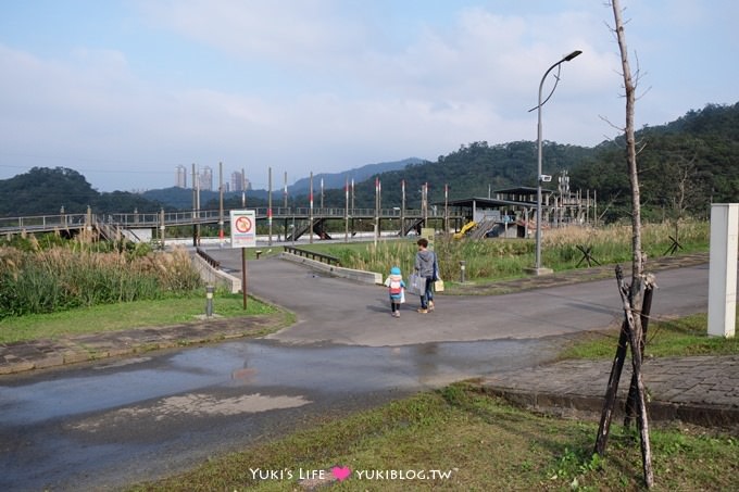 台北南港景點【山水綠生態公園】野餐玩沙溜滑梯親子場地推薦、富教育意義接近大自然 - yuki.tw