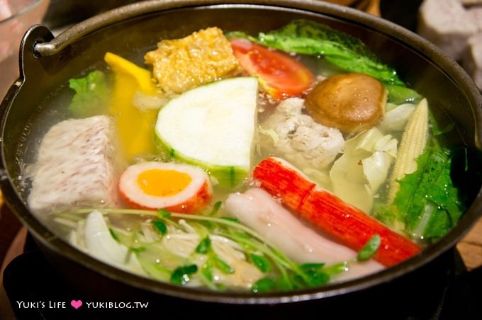 宜蘭五結人氣美食【湯蒸火鍋】海鮮鍋平價超值澎派、生蠔大顆又新鮮! (聚餐好去處) - yuki.tw