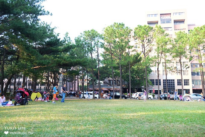 野餐推薦景點》中央大學小木屋鬆餅↬大草皮下午茶野放時光×親子同遊免費好去處 - yuki.tw