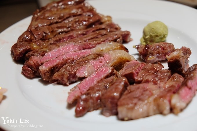 台中美食【山鯨燒肉】台中燒烤店推薦x親子免費穿和服×櫻花美景就像秒飛日本~ - yuki.tw