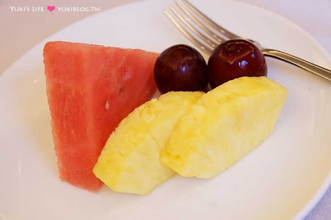 宜蘭礁溪美食【長榮鳳凰酒店●竹芬廳】蒜香當紅炸子雞皮薄又脆.香氣逼人! - yuki.tw