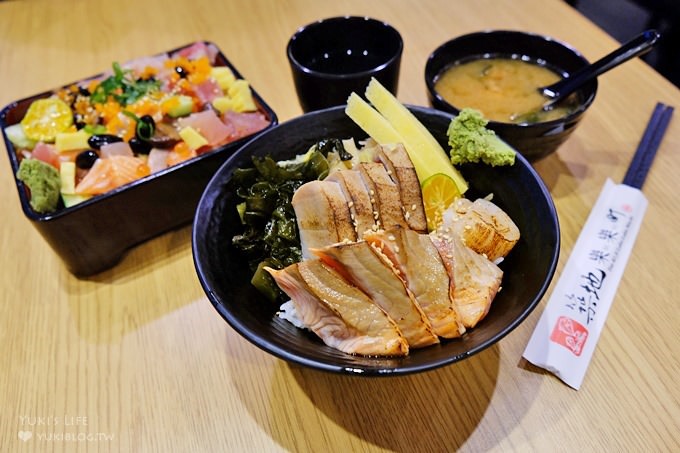 新莊美食新開幕【築地樂樂町】來一碗什麼都有的町町丼×排隊人氣餐廳(新莊運動公園附近美食) - yuki.tw