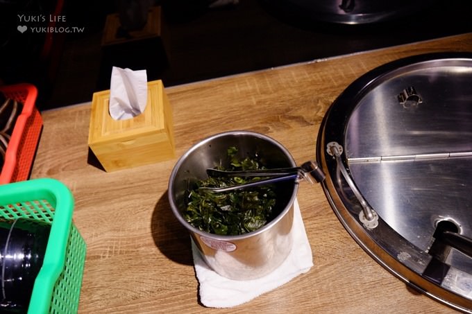 新莊美食新開幕【築地樂樂町】來一碗什麼都有的町町丼×排隊人氣餐廳(新莊運動公園附近美食) - yuki.tw