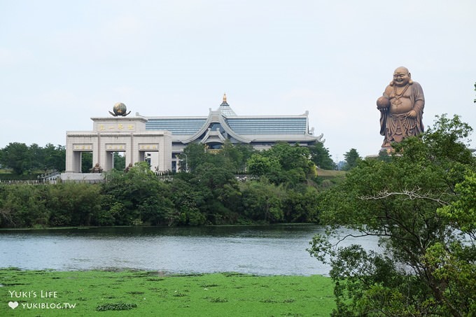 新竹最新3D彩繪步道拍照景點【峨眉湖步道】跟著巨型橘子來趟急流水道之旅(峨眉湖停車場) - yuki.tw