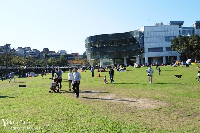 台北景點【大湖公園】搭捷運野餐去×超大草坪湖景親子景點 落羽松景點 - yuki.tw