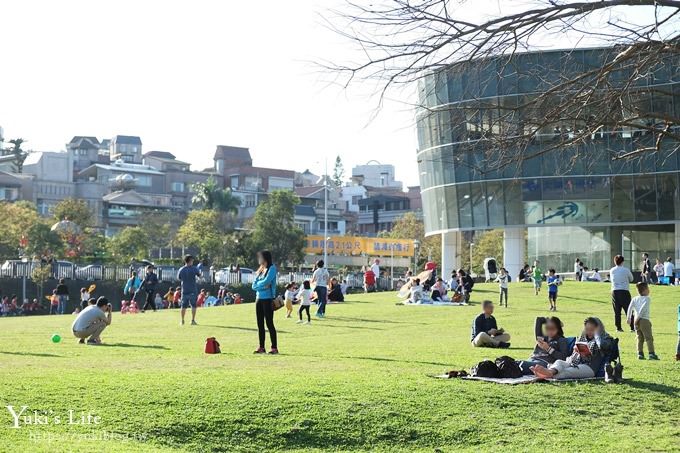 台北景點【大湖公園】搭捷運野餐去×超大草坪湖景親子景點 落羽松景點 - yuki.tw