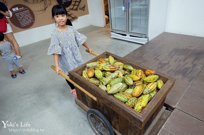 屏東親子景點【阿信巧克力農場】墾丁餵小鹿×巧克力DIY體驗生態之旅×兒童森林遊戲區 - yuki.tw