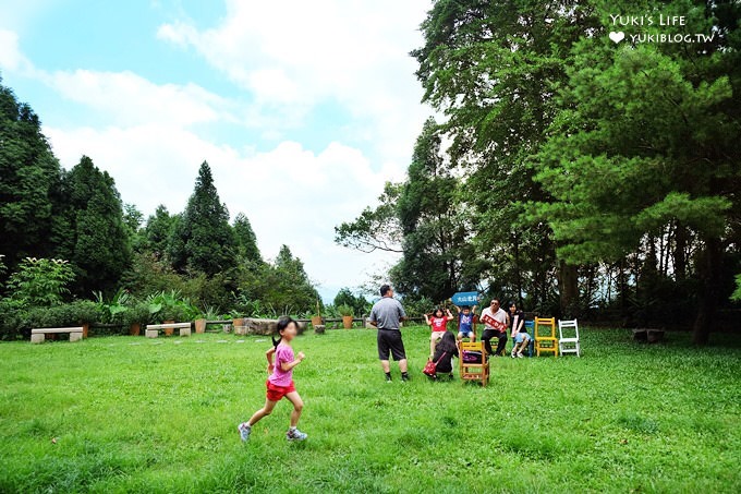 新竹景觀餐廳【大山北月】童趣校園風格草皮景觀餐廳×外拍親子景點 - yuki.tw