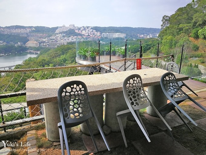 新竹景點【101高山頂景觀餐廳】環狀透明觀景台IG美拍點×青草湖夜景餐廳 - yuki.tw