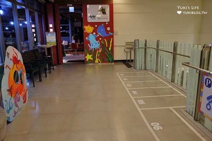 基隆親子餐廳【Artr八斗子海科館彩繪餐廳】主打大積木vs自由彩繪的室內兒童遊戲區 - yuki.tw