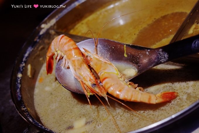 台北東區麻辣火鍋【蒙古紅】肉好威肉好多、海鮮青又大尾的推廌蒙古火鍋@忠孝敦化站、國父紀念館站 - yuki.tw