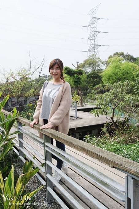 桃園景點【長庚養生文化村】粉紅隧道大沙坑 親子景點 賞櫻木棧道(野餐、室內游泳池親子景點) - yuki.tw