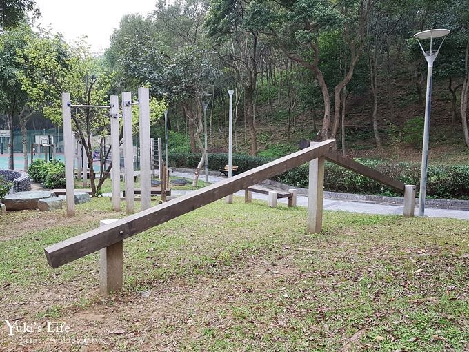 桃園景點【長庚養生文化村】粉紅隧道大沙坑 親子景點 賞櫻木棧道(野餐、室內游泳池親子景點) - yuki.tw