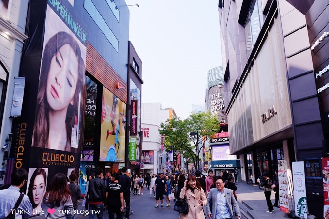 首爾明洞【柳家辣炒雞排、DUNKIN DONUTS】逛街逛到腿軟~必買it's SKIN蝸牛BB霜 - yuki.tw