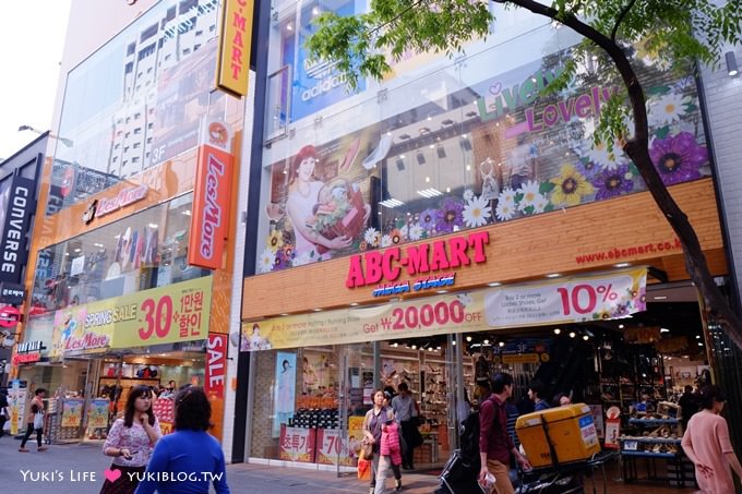 首爾明洞【柳家辣炒雞排、DUNKIN DONUTS】逛街逛到腿軟~必買it's SKIN蝸牛BB霜 - yuki.tw