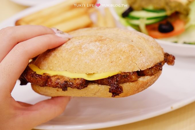 【永康街美食】Mactugal澳譽葡澳門豬扒包‧與法國麵包的結合❤(近東門站) - yuki.tw