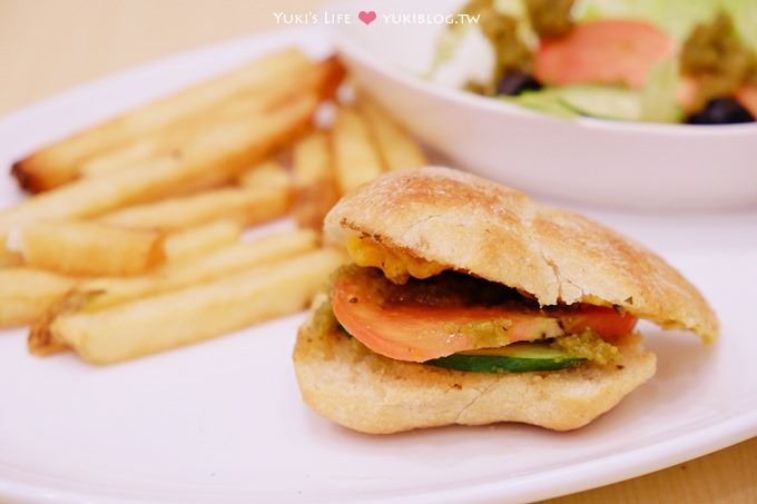 【永康街美食】Mactugal澳譽葡澳門豬扒包‧與法國麵包的結合❤(近東門站) - yuki.tw