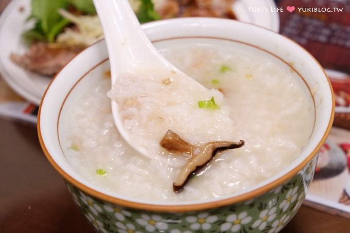 樹林美食/樹林夜市【大榮肉粥】在地好滋味~紅燒肉、肉粥、板條、炸豆腐…都推薦 @樹林火車站 - yuki.tw