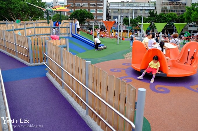 台北景點【舞蝶共融遊戲場特色公園】捷運親子景點×沙坑、草皮溜滑梯、攀爬網~昆蟲主題互動設施超好玩 - yuki.tw