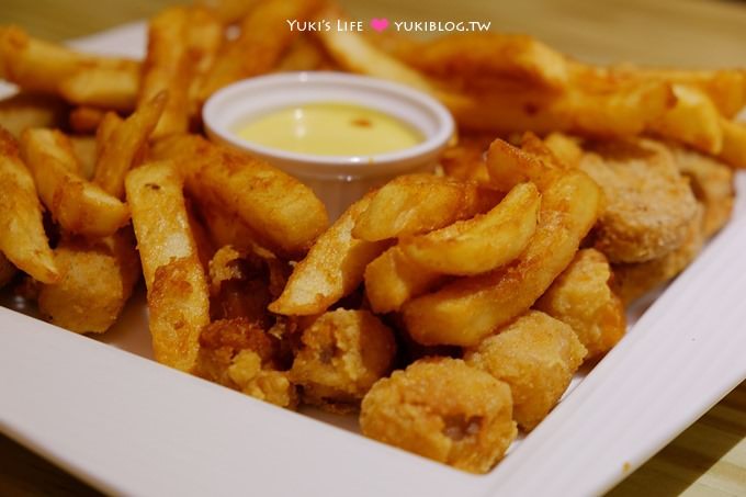 台北美食【疊疊樂松菸店】女孩風格層層疊起鬆餅下午茶、彩繪風 @市政府站 - yuki.tw