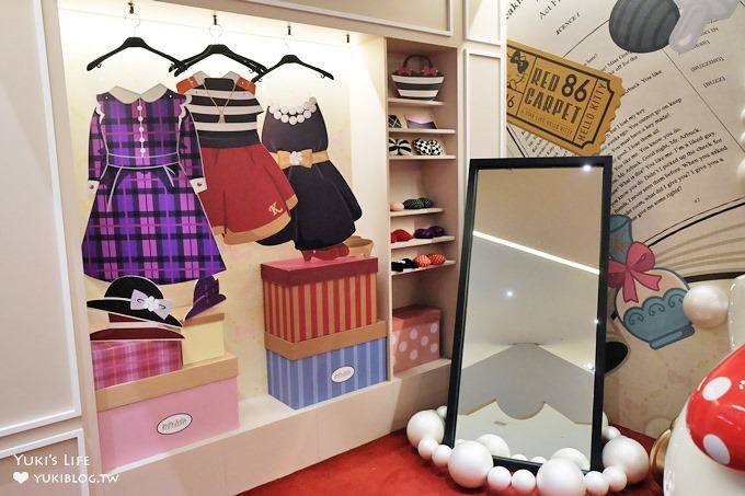 三井outlet【Hello Kitty Red Carpet美式餐廳】夢幻Kitty樂園拍照去×雨天室內景點!〈機場捷運林口站A9美食〉 - yuki.tw