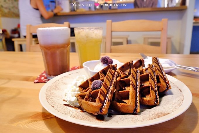 樹林美食【馬里珈琲】社區巷弄溫馨手沖咖啡店.好吃鬆餅.真的布丁! - yuki.tw