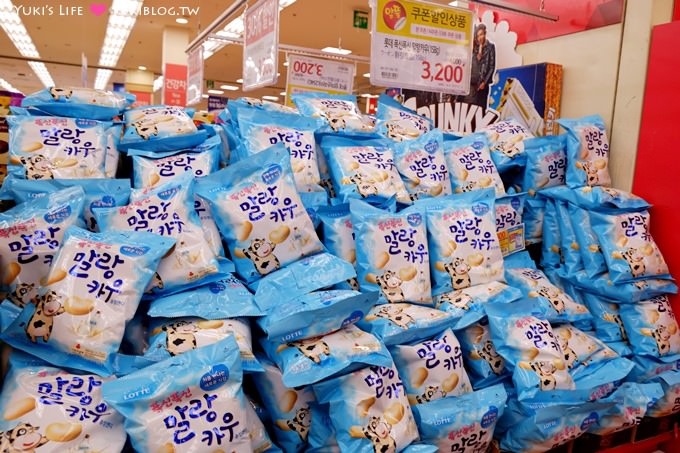 韓國首爾自由行【樂天超市LOTTE Mart】推薦韓國必買戰利品(零食、餅乾、 美妝保養品、紀念品、伴手禮、玉米鬚茶) - yuki.tw