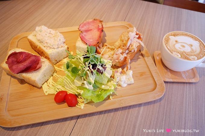 台北早午餐【La Bon Cafe】不限時免費插座wifi、熊拉花咖啡、8點營業 @市政府站 - yuki.tw