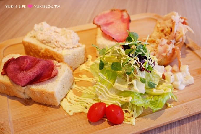 台北早午餐【La Bon Cafe】不限時免費插座wifi、熊拉花咖啡、8點營業 @市政府站 - yuki.tw