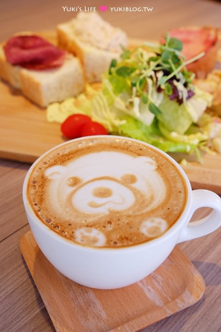 台北早午餐【La Bon Cafe】不限時免費插座wifi、熊拉花咖啡、8點營業 @市政府站 - yuki.tw